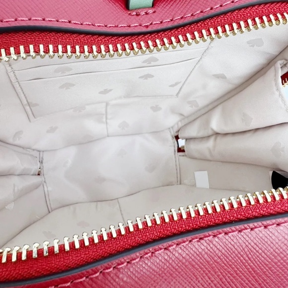 Kate Spade ♠️ Apple Crossbody - Picture 5 of 8